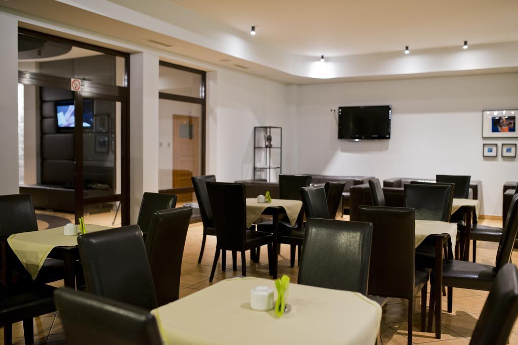 Hotel Centrum بيدغوستيا المظهر الخارجي الصورة